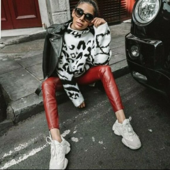 ZARA WINE RED FAUX LEATHER PANT TROUSERS $69.90 - Picture 8 of 11